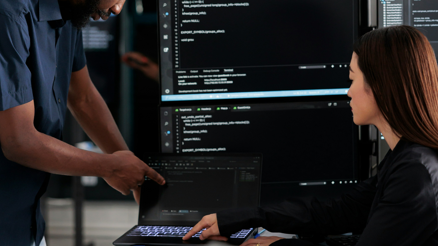 IT Professional Applying ITIL Best Practices To Help A Customer